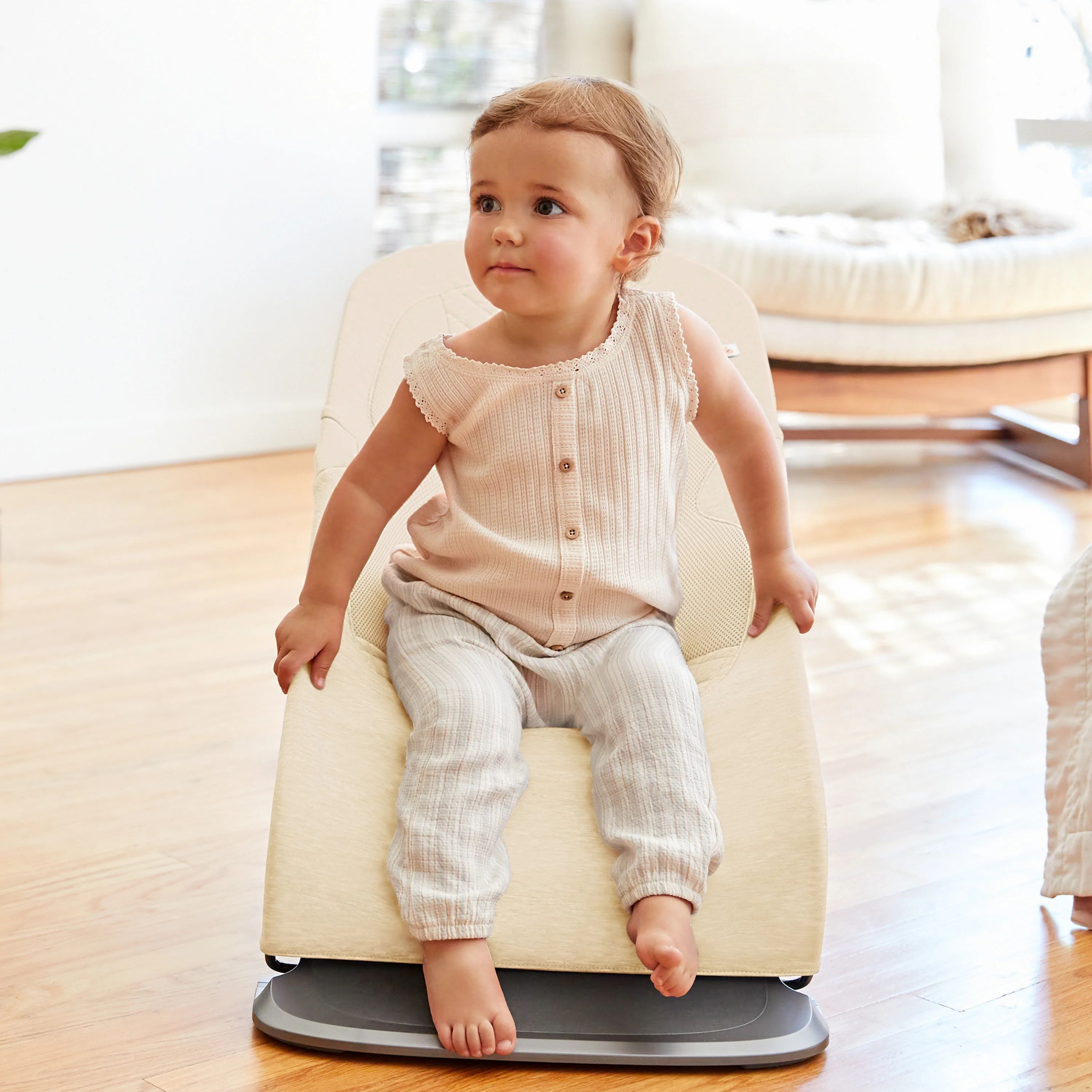Evolve 3 in 1 Bouncer - Cream - Image 3
