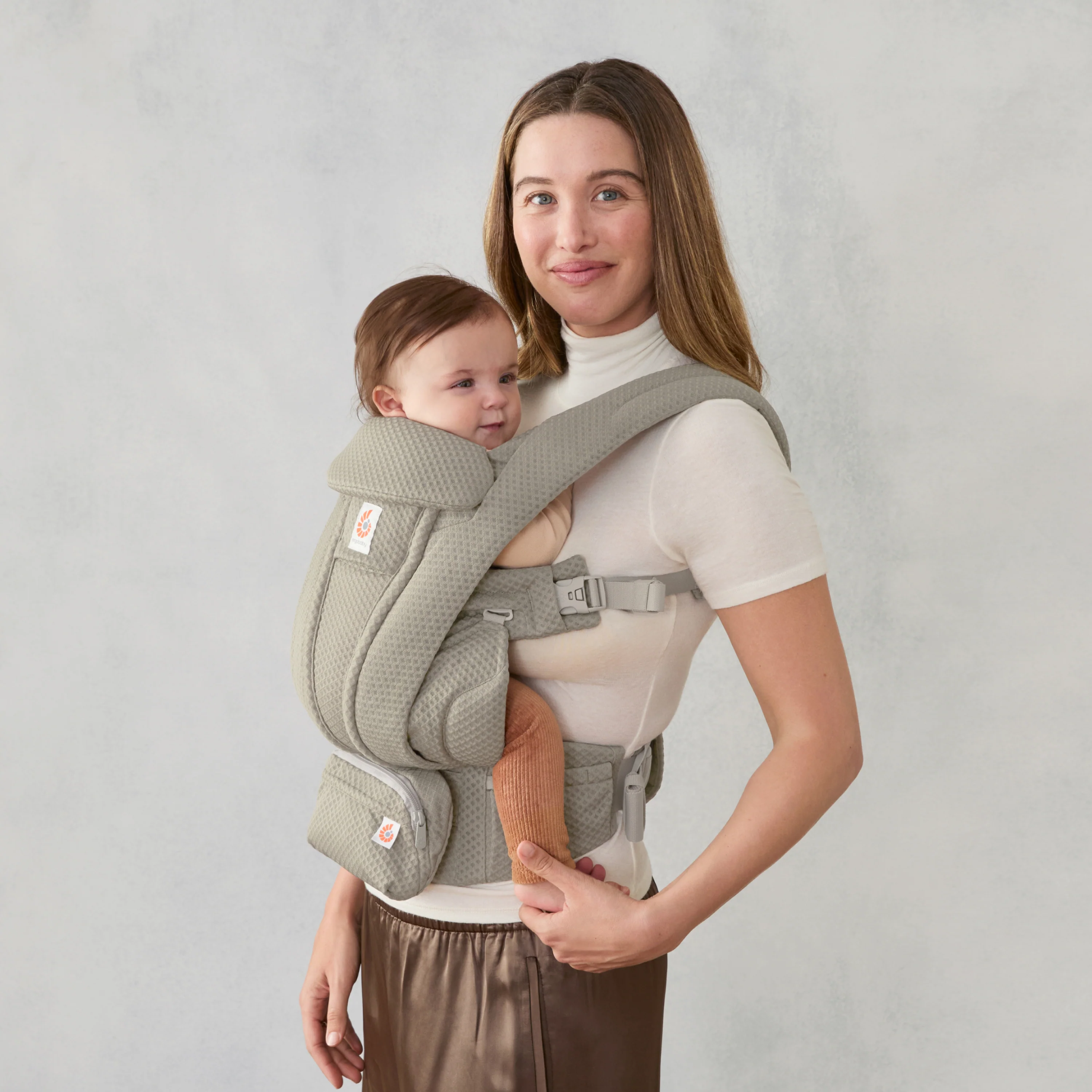 Omni Deluxe Mesh Baby Carrier - Soft Olive - Image 2